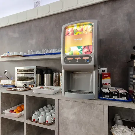 罗西奥lx酒店 酒店