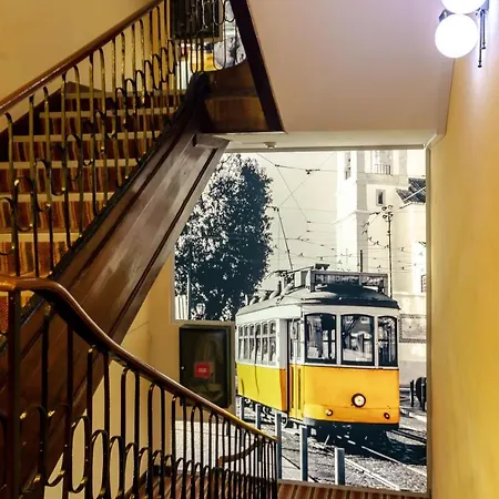 מלון Lx Rossio 2*