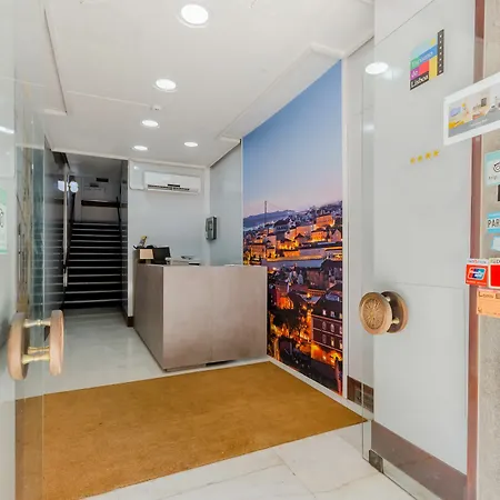 ألبرجاريا ريزيدنشيال إنسولانا 2* Lisboa