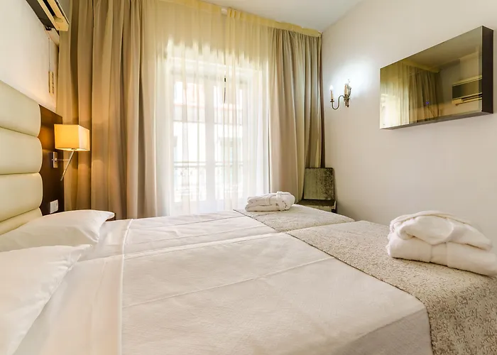 オテル Lx ロシオ ホテル 2*