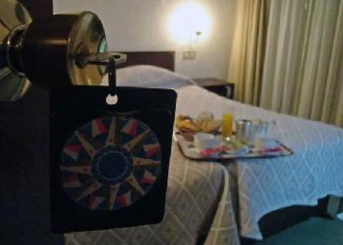 オテル Lx ロシオ ホテル 2*