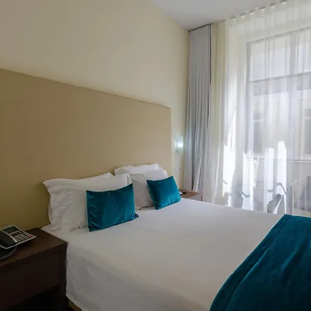 ألبرجاريا ريزيدنشيال إنسولانا Lisboa