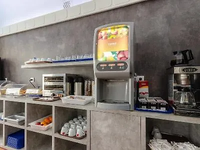 فندق ألبرجاريا ريزيدنشيال إنسولانا 2*